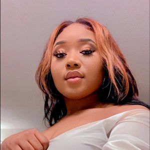 Meet your Posher, Courtney